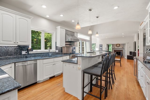 3 Cardinal Dr, Westwood, MA 02090