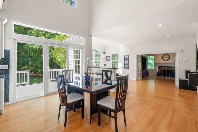 3 Cardinal Dr, Westwood, MA 02090