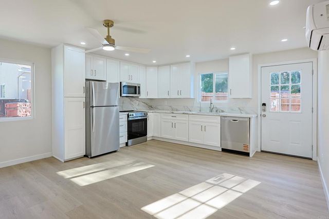5740 Midwick St, San Diego, CA 92139