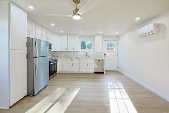 5740 Midwick St, San Diego, CA 92139
