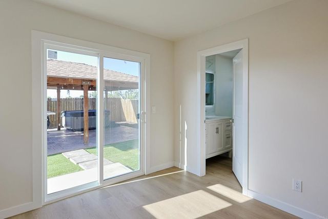 5740 Midwick St, San Diego, CA 92139