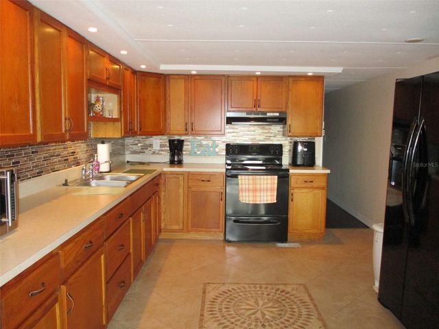 3710 CASTLE DRIVE, Zephyrhills, FL 33540