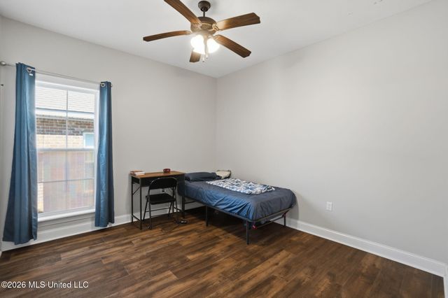 60 N Barnes Field Drive, Hattiesburg, MS 39402