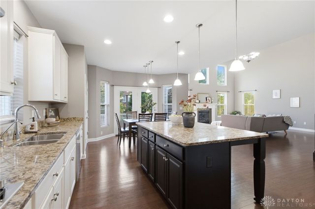 10094 S Yearling Run, Centerville, OH 45458