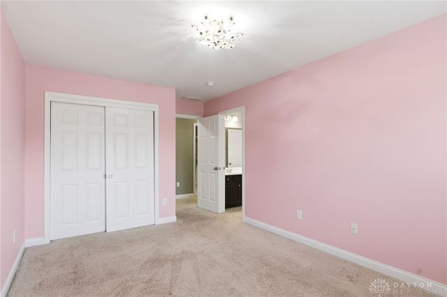 10094 S Yearling Run, Centerville, OH 45458