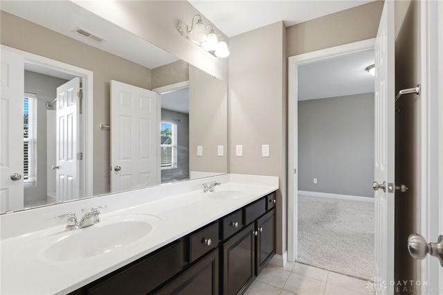 10094 S Yearling Run, Centerville, OH 45458