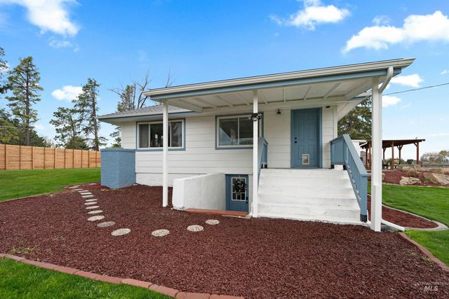 7816 E Victory Road, Nampa, ID 83687