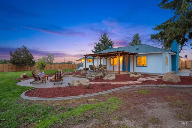 7816 E Victory Road, Nampa, ID 83687