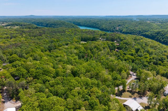 474 Timberlake Dr, Smithville, TN 37166