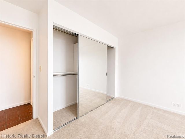 1300 E Lafayette 2102, Detroit, MI 48207
