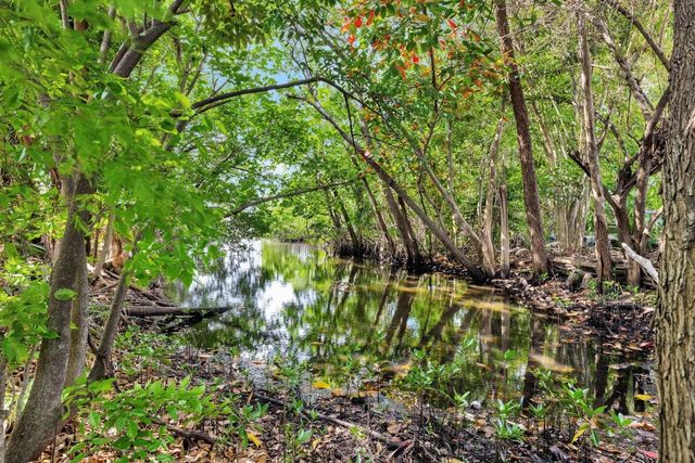 2017 N Dixie Highway, Wilton Manors, FL 33305