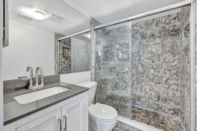 2017 N Dixie Highway, Wilton Manors, FL 33305