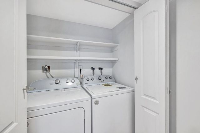 2017 N Dixie Highway, Wilton Manors, FL 33305