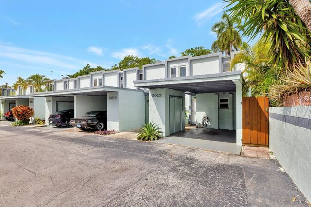 2017 N Dixie Highway, Wilton Manors, FL 33305