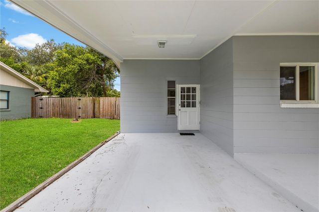 8616 SHIRLEY DRIVE, Temple Terrace, FL 33617