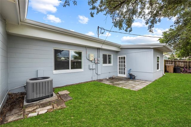 8616 SHIRLEY DRIVE, Temple Terrace, FL 33617