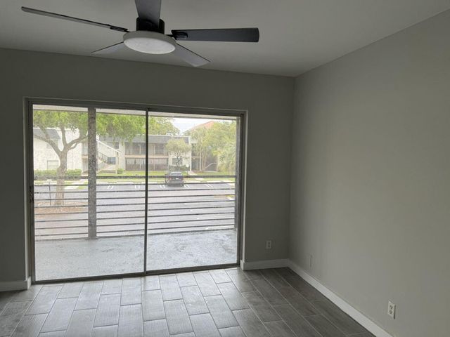 2810 Riverside Drive 201-4, Coral Springs, FL 33065