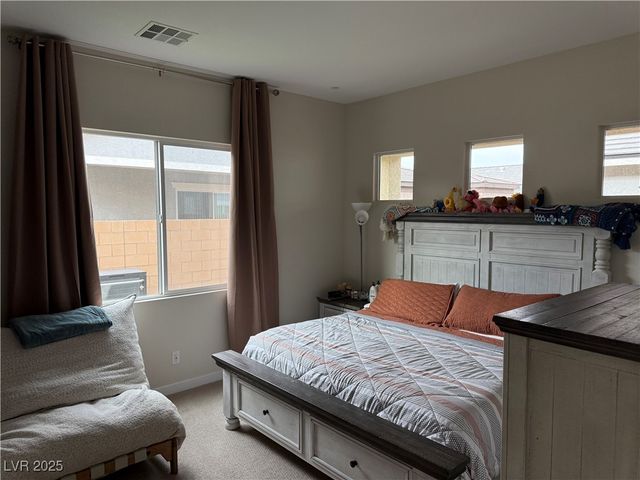 815 Eaton Falls Street, Henderson, NV 89011