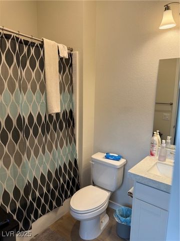 815 Eaton Falls Street, Henderson, NV 89011