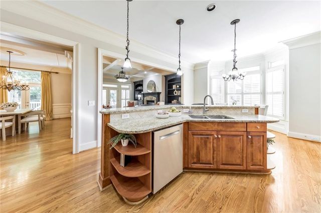 608 Tabbystone Street NW, Marietta, GA 30064