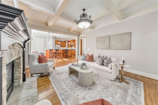 608 Tabbystone Street NW, Marietta, GA 30064