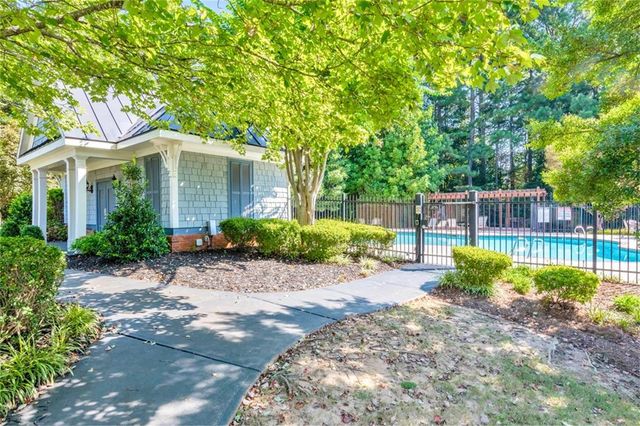 608 Tabbystone Street NW, Marietta, GA 30064