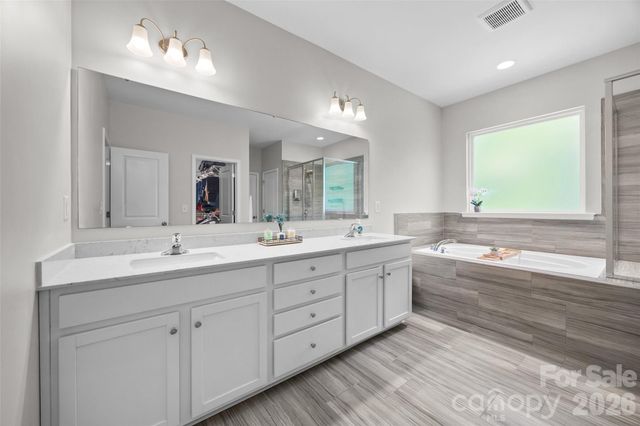 822 Palmetto Bay Drive 60, Fort Mill, SC 29715