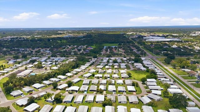 6710 36TH AVENUE E 22, Palmetto, FL 34221