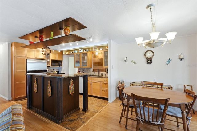 6710 36TH AVENUE E 22, Palmetto, FL 34221