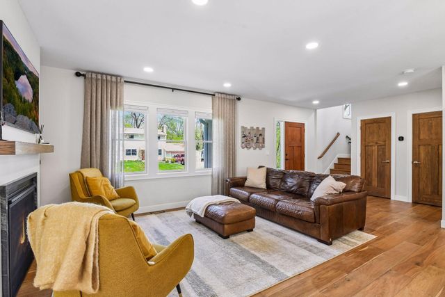3374 Library Lane, Saint Louis Park, MN 55426