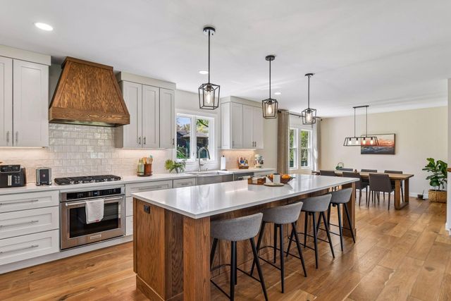 3374 Library Lane, Saint Louis Park, MN 55426