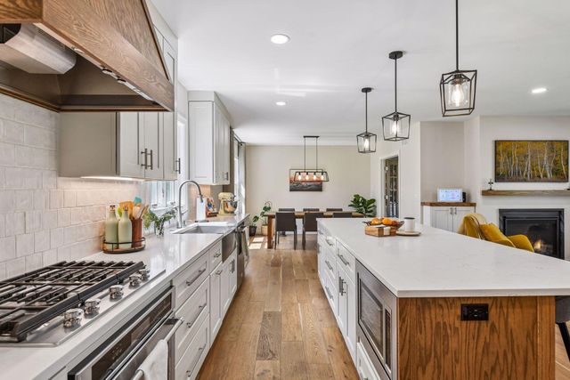 3374 Library Lane, Saint Louis Park, MN 55426