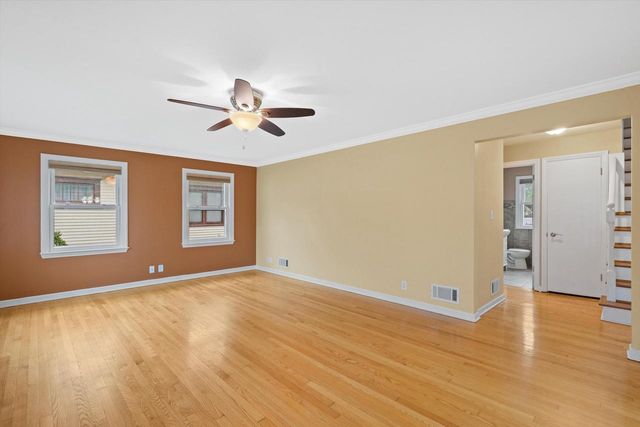 7617 29th AVENUE, Kenosha, WI 53143