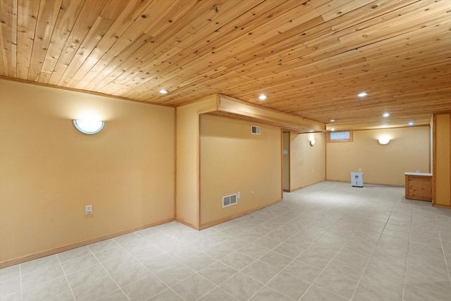 7617 29th AVENUE, Kenosha, WI 53143