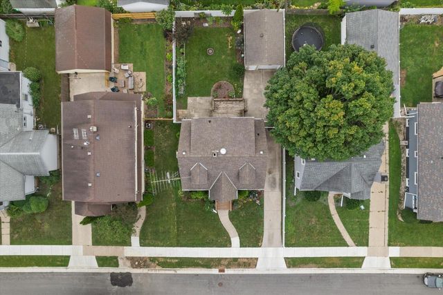 7617 29th AVENUE, Kenosha, WI 53143