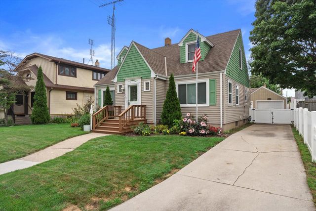 7617 29th AVENUE, Kenosha, WI 53143