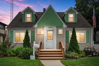 7617 29th AVENUE, Kenosha, WI 53143