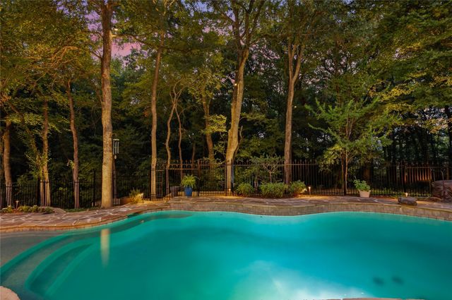 3469 N Riley Place, Hurst, TX 76054