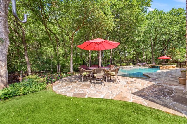 3469 N Riley Place, Hurst, TX 76054