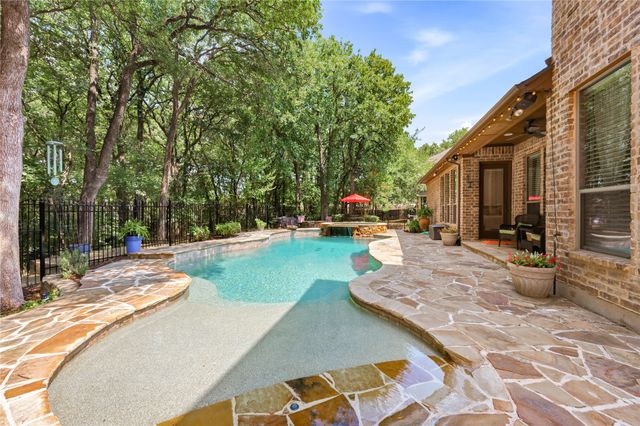 3469 N Riley Place, Hurst, TX 76054