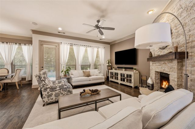 3469 N Riley Place, Hurst, TX 76054