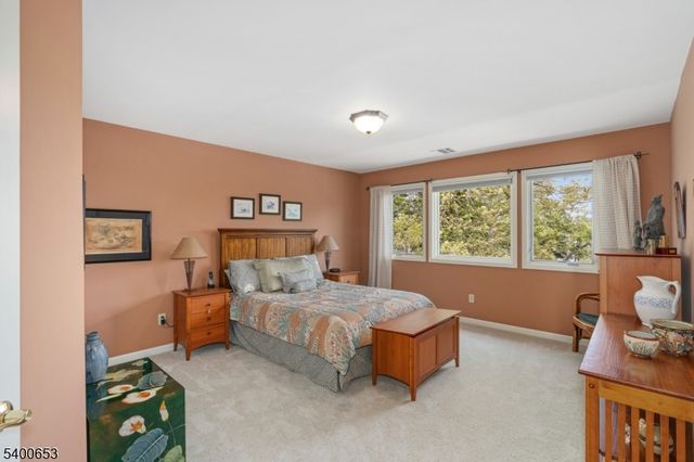 23 W Lake Shore Dr, Rockaway Twp., NJ 07866