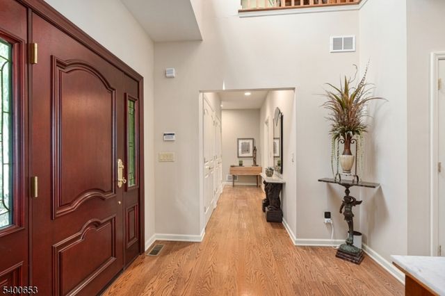 23 W Lake Shore Dr, Rockaway Twp., NJ 07866