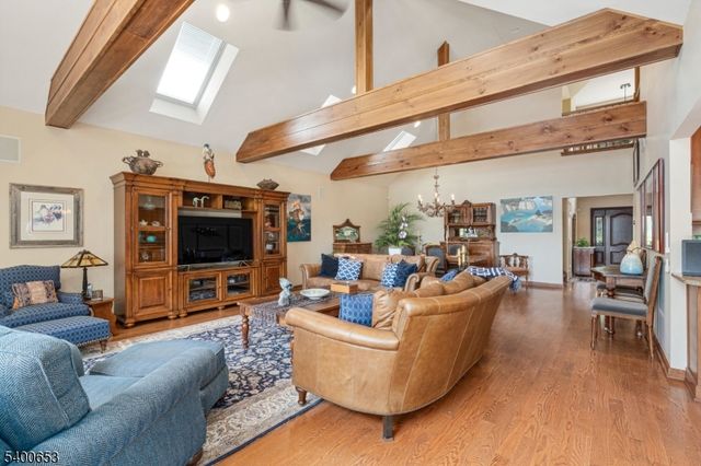 23 W Lake Shore Dr, Rockaway Twp., NJ 07866