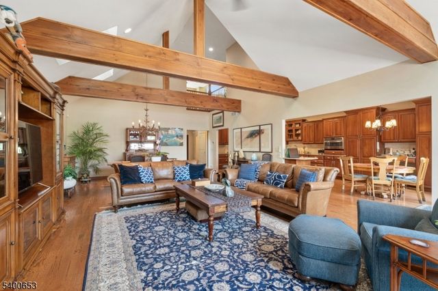 23 W Lake Shore Dr, Rockaway Twp., NJ 07866