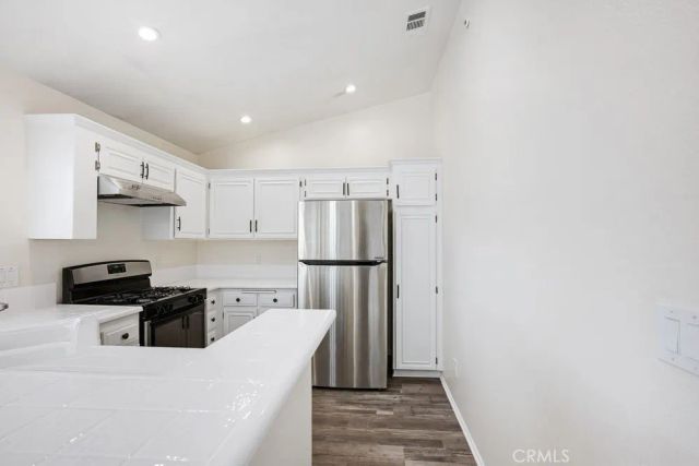 14477 El Contento, Fontana, CA 92337