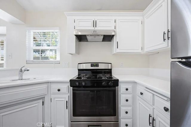 14477 El Contento, Fontana, CA 92337