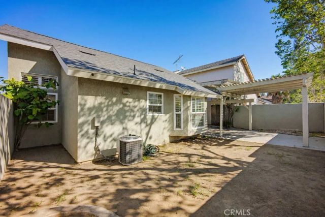 14477 El Contento, Fontana, CA 92337