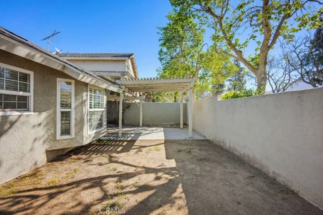 14477 El Contento, Fontana, CA 92337