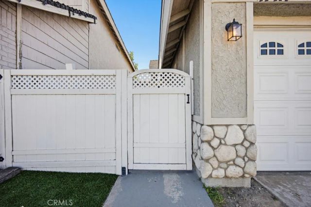 14477 El Contento, Fontana, CA 92337